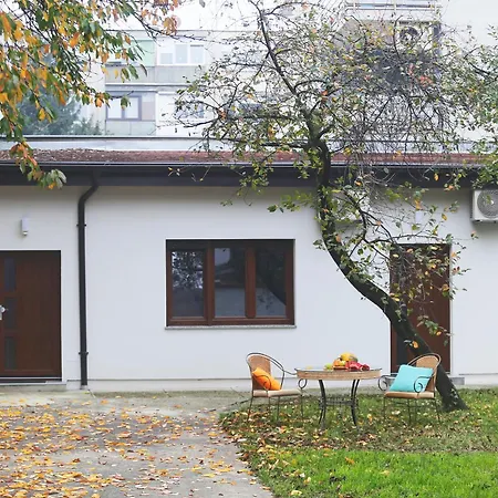 Zagreb Blue Door Apartments - Kvatric Exterior photo